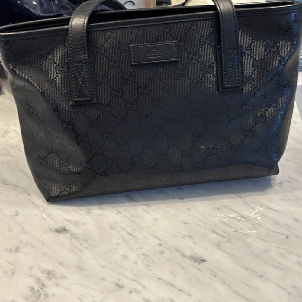 Gucci Black , vintage Monogram Tote 👜